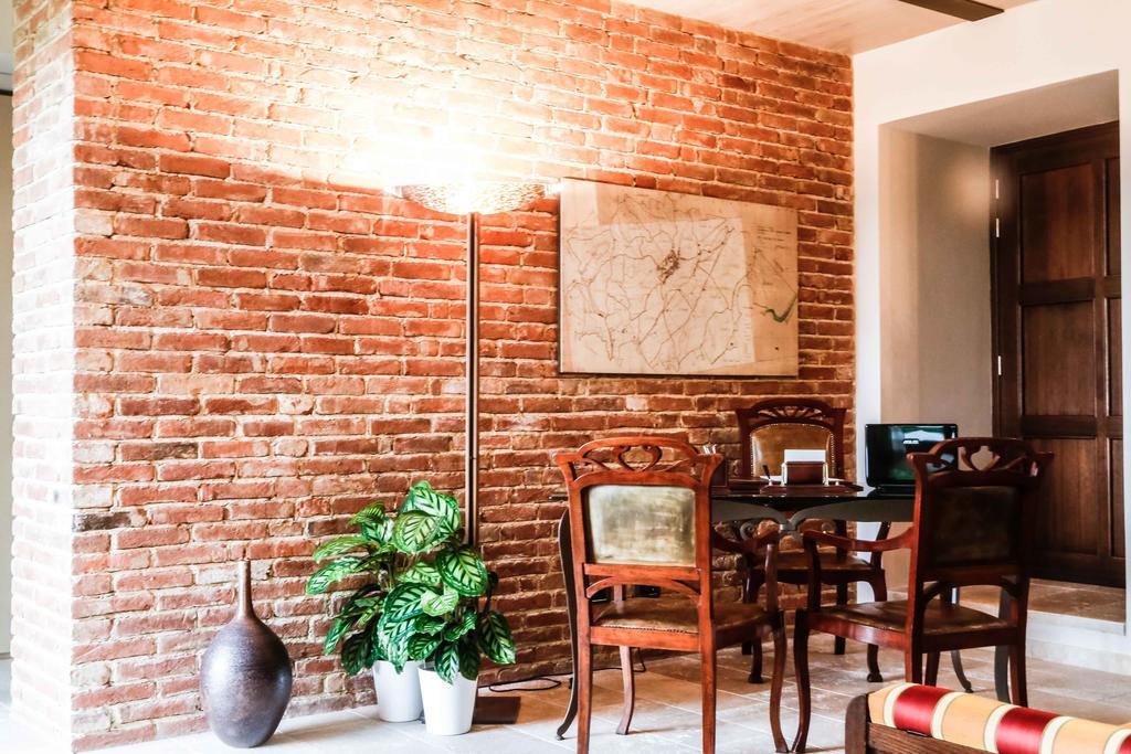 Cascina Cortine Bed and Breakfast Guarene Buitenkant foto